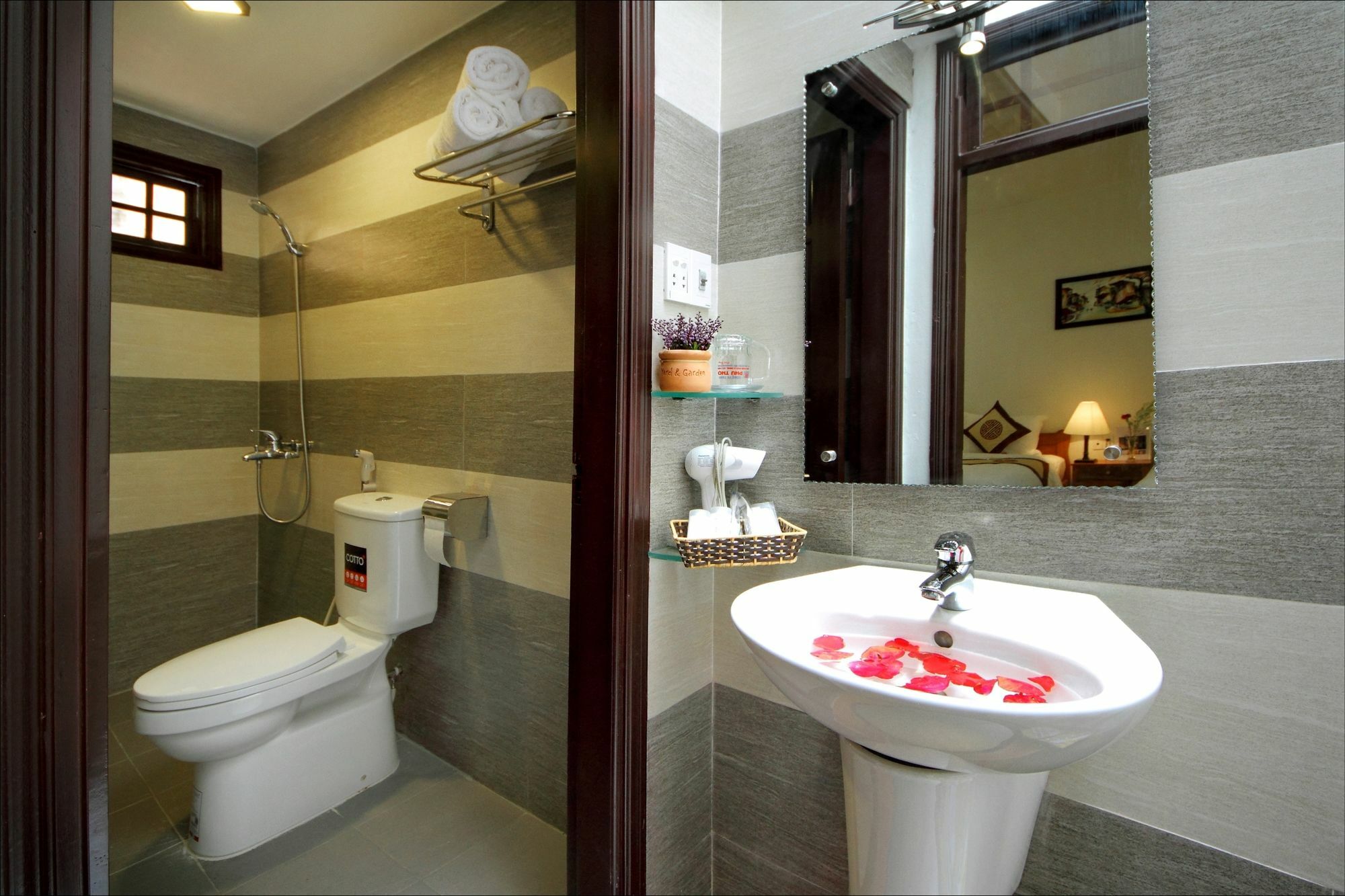 Blue Lake Homestay Hoi An Eksteriør billede